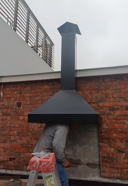 Instalación de campana piramidal
