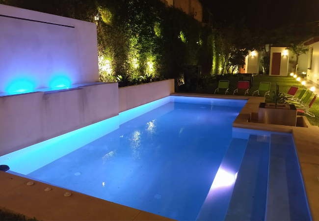 Piscina en jardín en casa en La Molina 