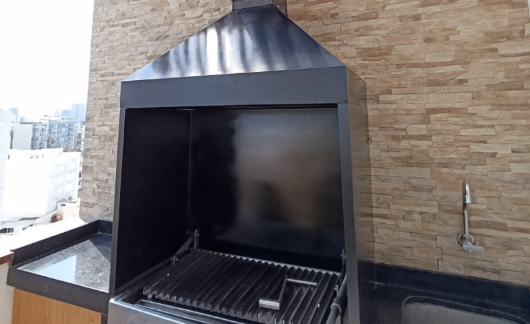 Campanas pirámide con muros laterales negros